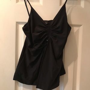 3 for $20❤️Mullen black cropped top.